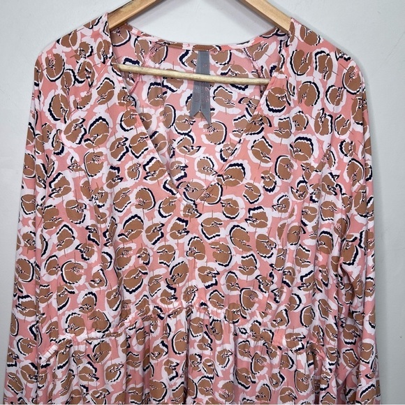 Melissa McCarthy Geometric Peach Tan Tunic Blouse Size 2X - Picture 3 of 12